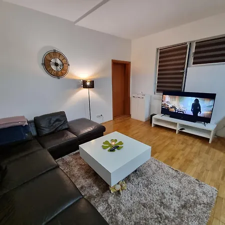 Autokomanda * Belgrade